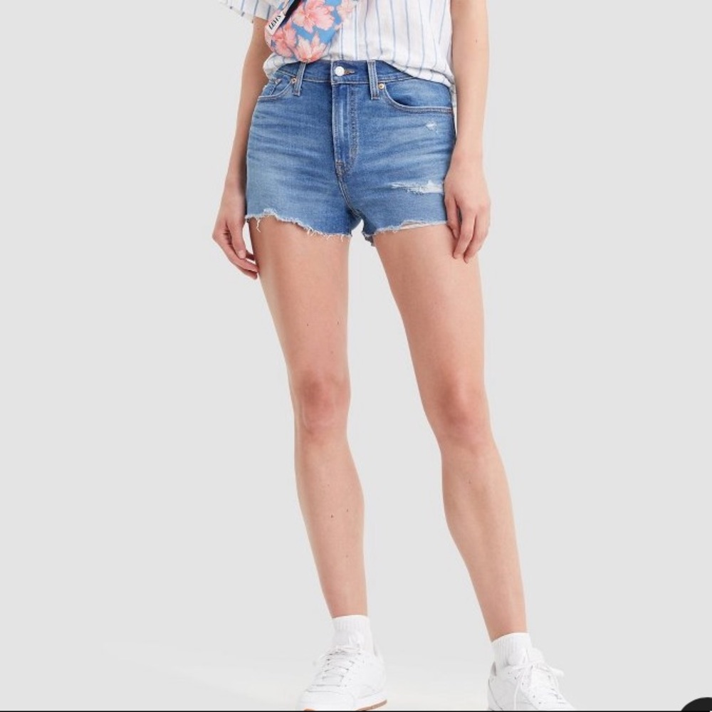 Levi’s shorts